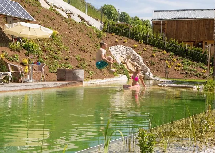 Bachgut, Am Berg - 2 Feriehus *